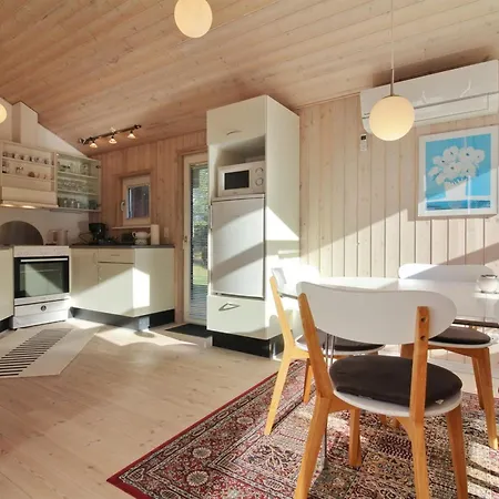 Nahele - 500m From The Sea By Interhome *