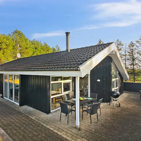 Nahele - 500m From The Sea By Interhome Feriehus *